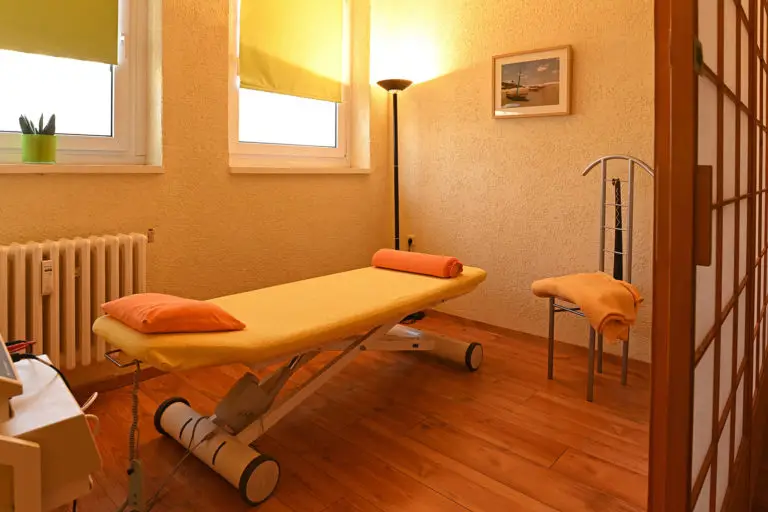 Die Physio Oase GmbH in Berlin-Lichtenberg. Foto im November 2018.